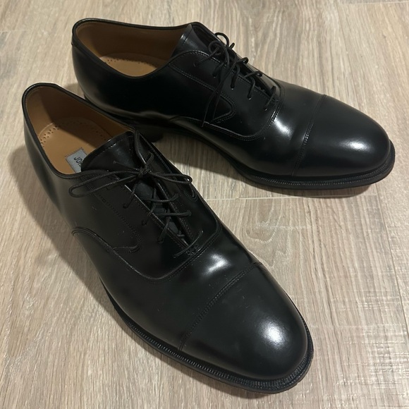 Johnson & Murphy black men’s dress shoes main image 4